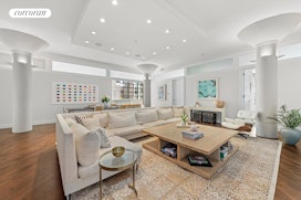 195 HUDSON STREET, 5B