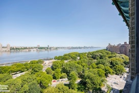 54 RIVERSIDE DRIVE, 16A/PHA