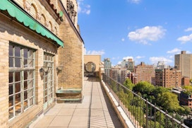 60 GRAMERCY PARK NORTH, PHA
