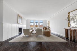 211 CENTRAL PARK WEST, 8E