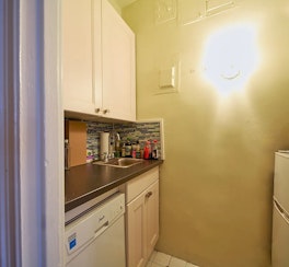 24 FIFTH AVENUE, 1112