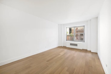 2 FIFTH AVENUE, 6Q