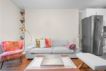 646 NINTH AVENUE, 4FS