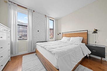 646 NINTH AVENUE, 4FS