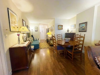 305 EAST 24TH STREET, 7Y