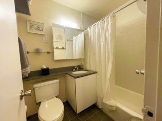 305 EAST 24TH STREET, 7Y