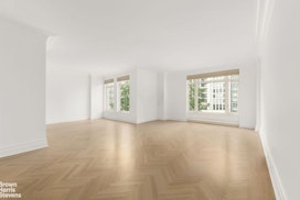 15 CENTRAL PARK WEST, 11L